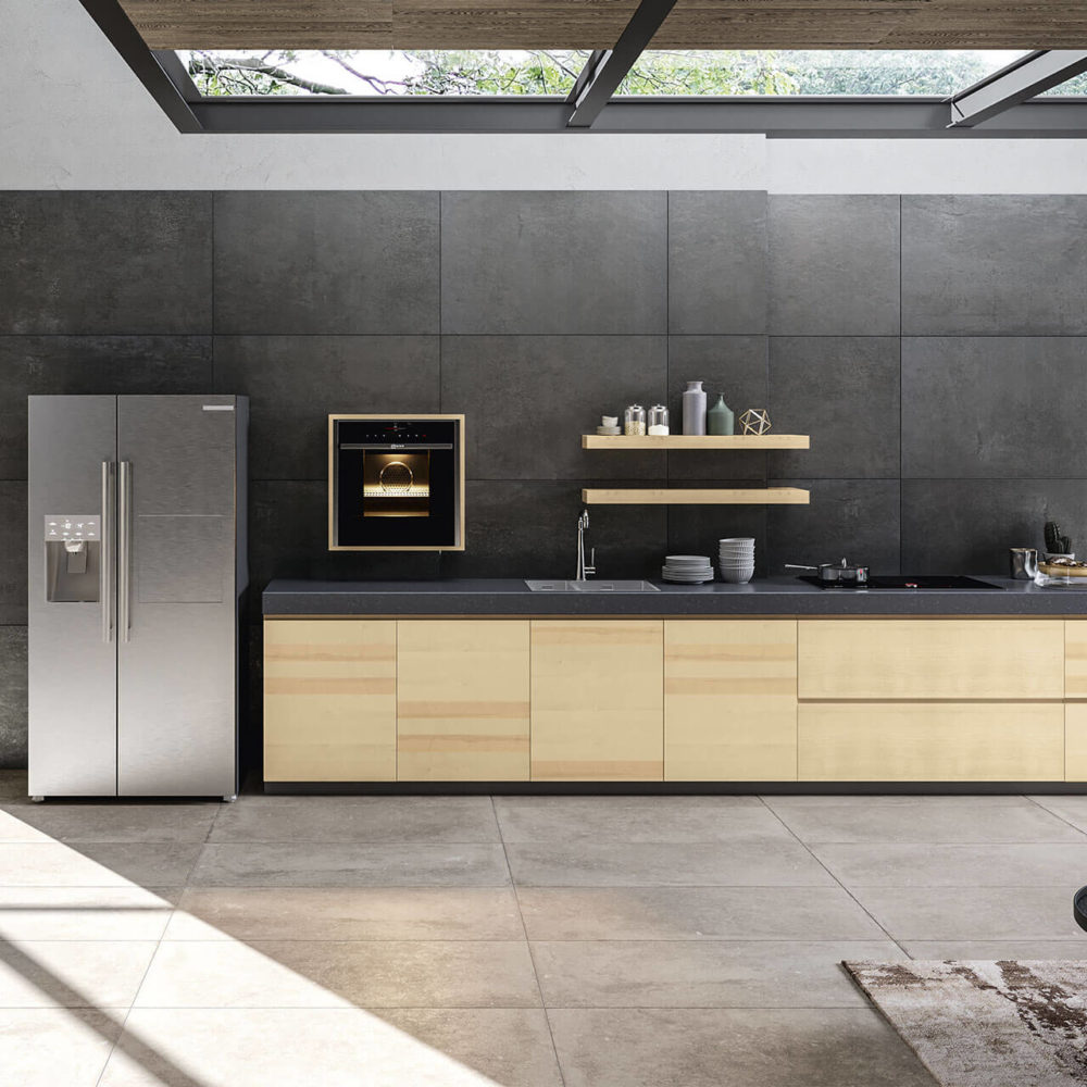 Oster Küchenzeile aus Massivholz hell im Designstil