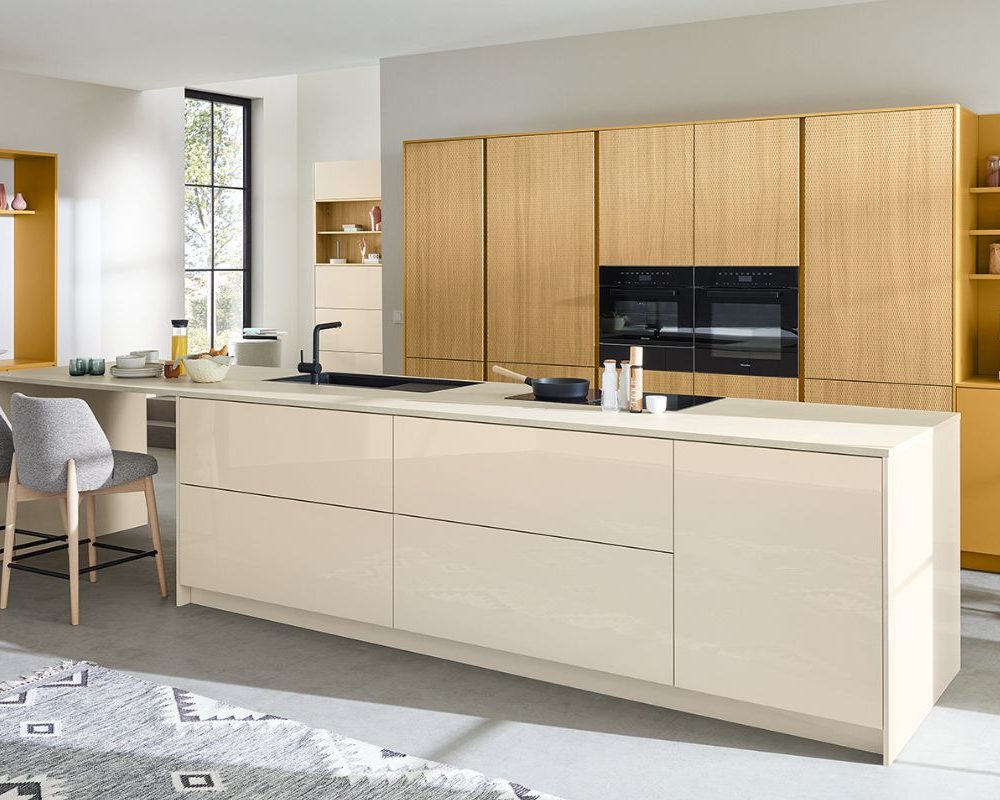 ballerina-moderne-kueche-insel-smartglas