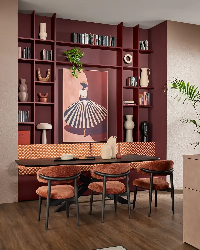 Ballerina Wohnküche in Granatrot mit Sitzbank und Regal